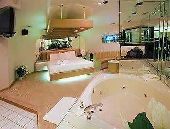 Sybaris Pool - Adults Only Frankfort